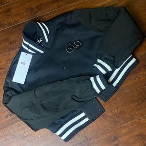 Alo Cropped G.O.A.T Jacket (XS)